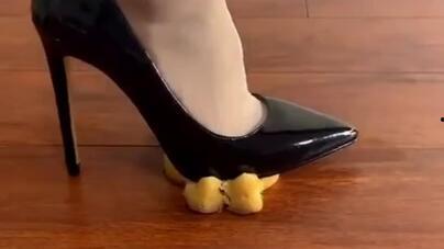 测评国产高跟鞋的视频,时尚与舒适的完美融合