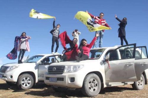 国产车川藏线自驾游视频,国产车挑战极限，穿越雪域高原的壮丽之旅