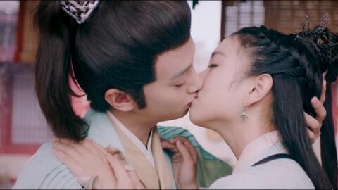 国产古装吻戏视频合集,国产古装吻戏经典瞬间大盘点