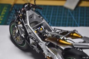 国产机车机甲模型大全视频,匠心独运，再现钢铁雄风